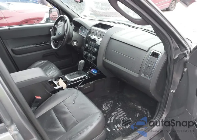 1FMCU9EG5CKC03224: 44014839