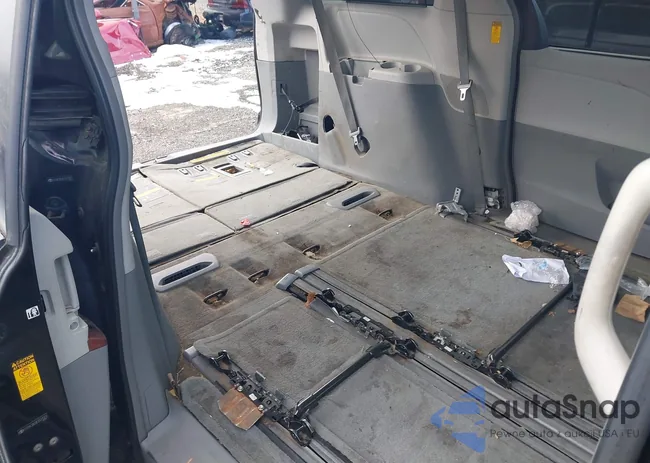 5TDYK3DC0ES521372: 44015038