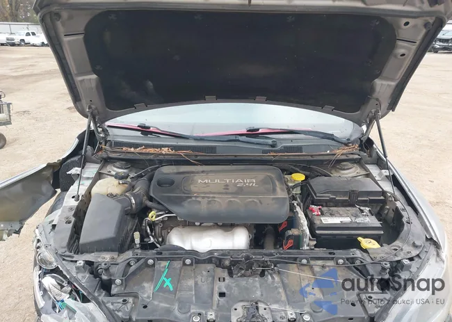 1C3CCCABXFN598748: 44015096