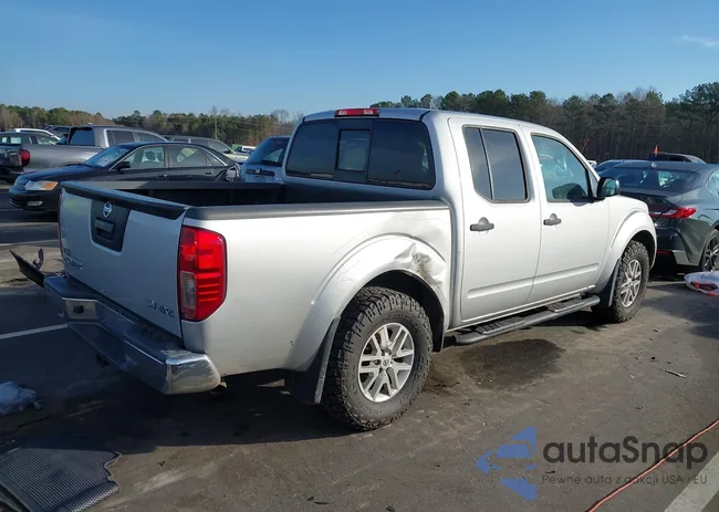 1N6AD0EV5KN777953: 44015099