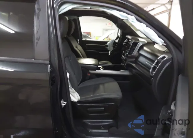 1C6SRFBT2KN680747: 44015100