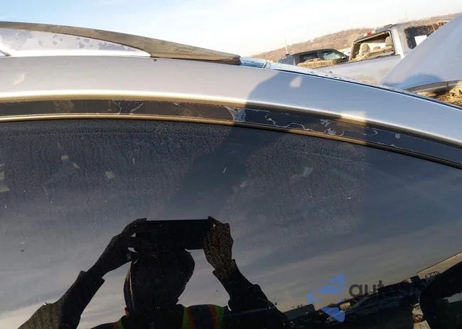 JN8AZ1MW4BW171479: 44015130