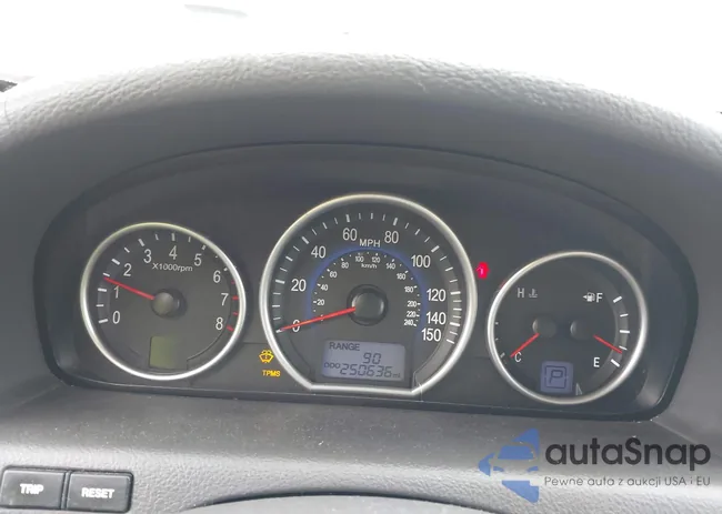 KM8NU13C18U030677: 44015137