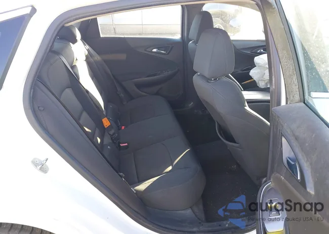 1G1ZE5ST4GF265291: 44015143