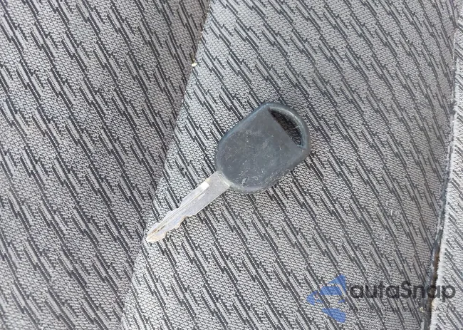 1FMZU67K14UB03315: 44015155