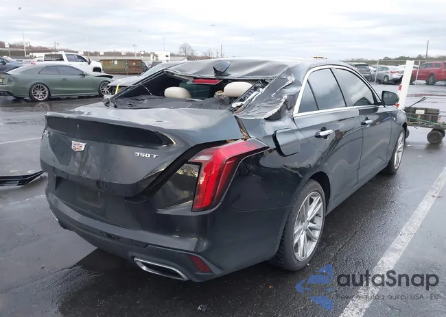 1G6DJ5RKXN0117837: 44015204