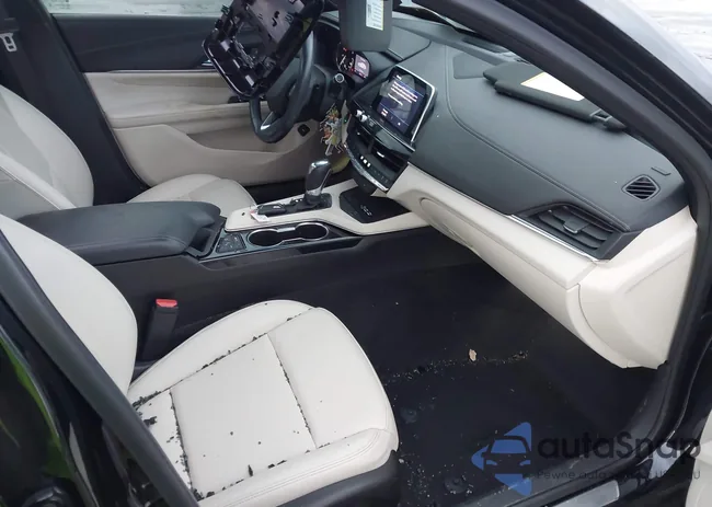 1G6DJ5RKXN0117837: 44015204