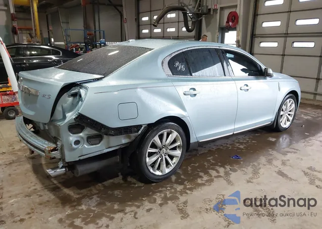 1LNHM93R79G602190: 44015211