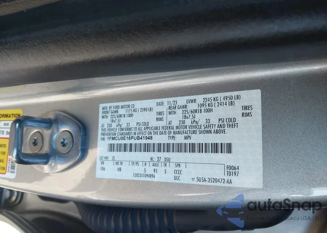 1FMCU0E18PUB41948: 44014319