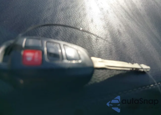 2T1BURHE1EC107900: 44014448