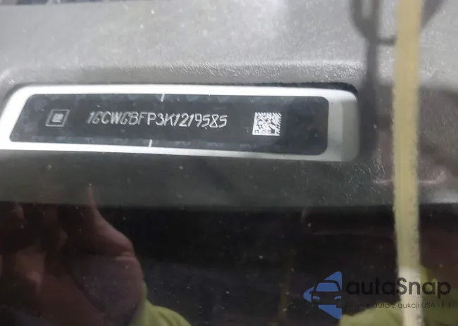 1GCWGBFP3K1219585: 44014466