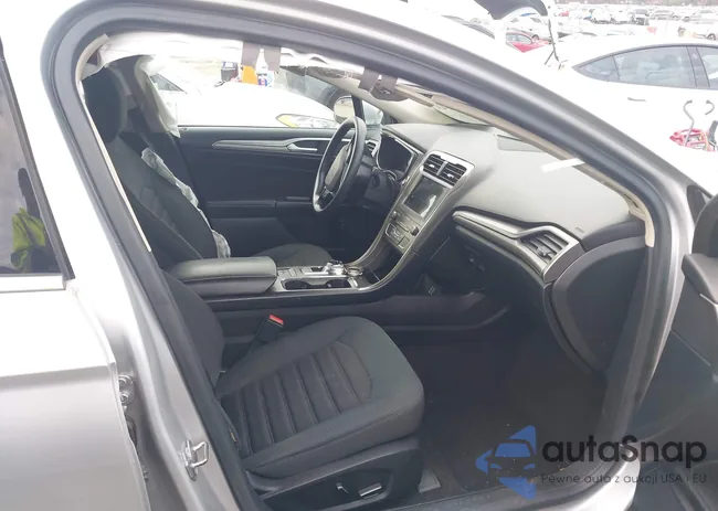 3FA6P0LU1KR179968: 44014543