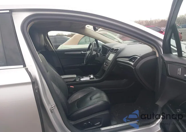 3FA6P0D93JR225552: 44014601