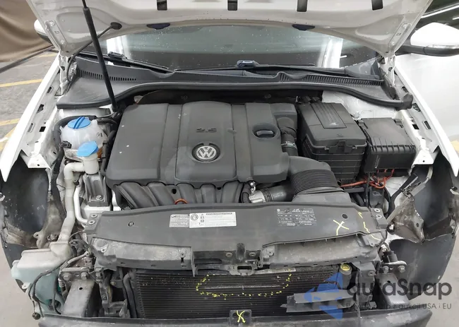 WVWDB7AJ5AW386084: 44015743