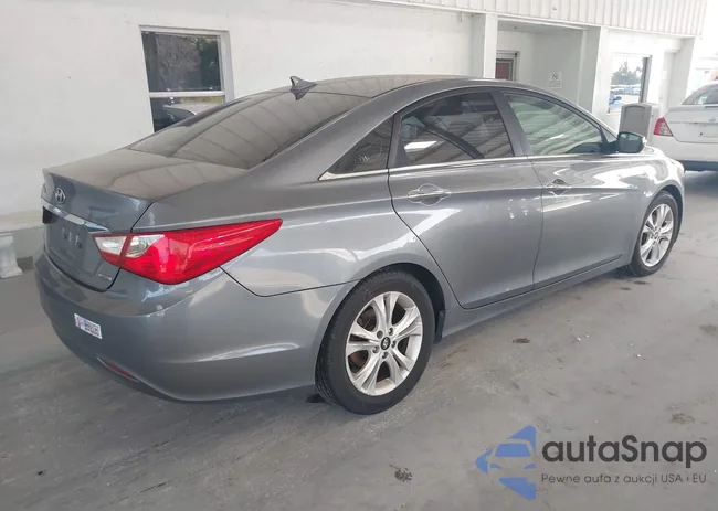 5NPEC4AC8BH233644: 44015813