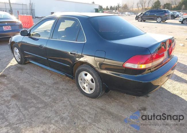 1HGCG16511A026654: 44015829