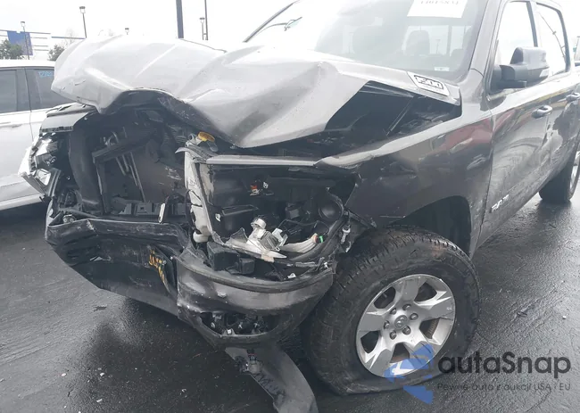 1C6SRFFT1LN163810: 44015831