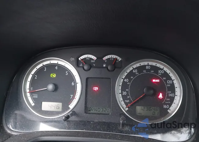 3VWRK69M74M071531: 44015853