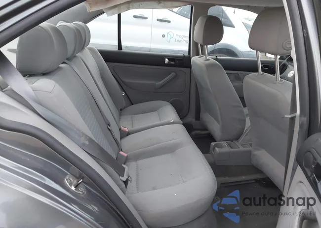 3VWRK69M74M071531: 44015853