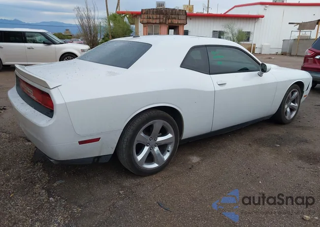 2C3CDYAG8EH299708: 44015869