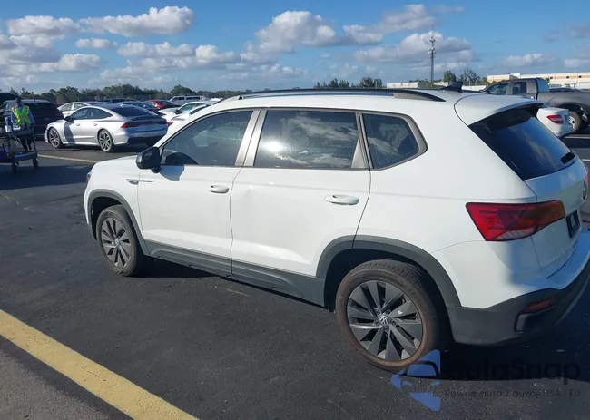 3VV5X7B20RM085216: 44015902