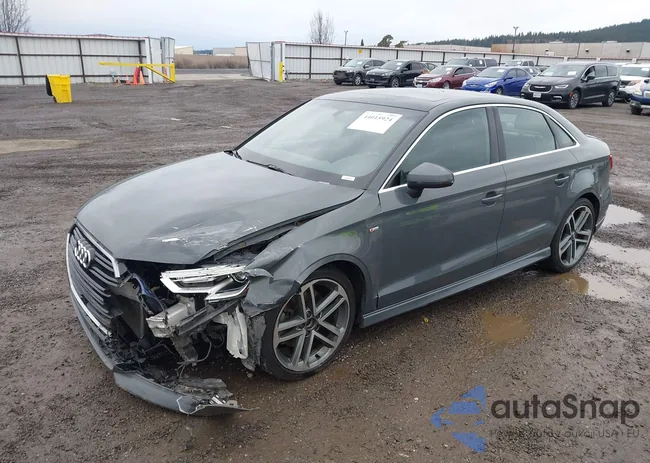 WAUJ8GFF8H1047670: 44015924