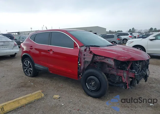 JN1BJ1CP8JW159385: 44015952