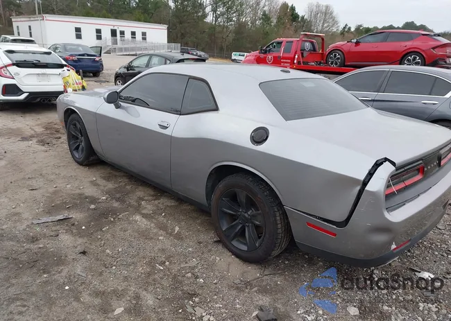 2C3CDZAGXGH351929: 44015977