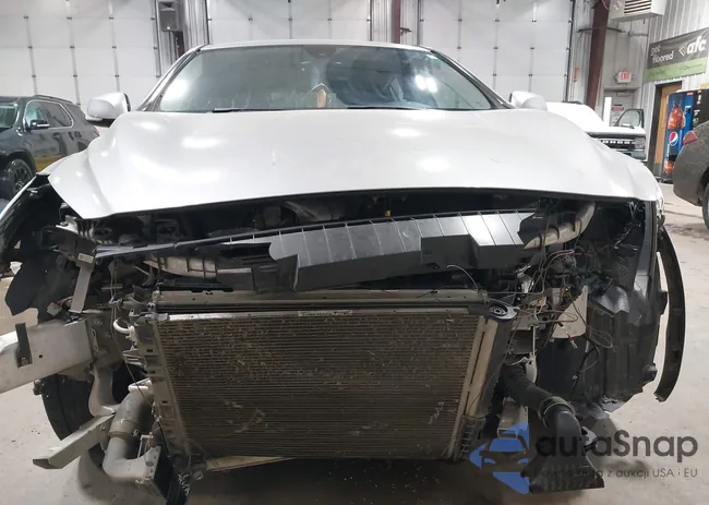 SJKCH5CP2HA033404: 44015997