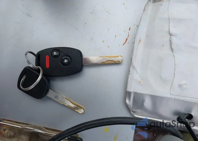 5J6RE4H58AL058643: 44016024