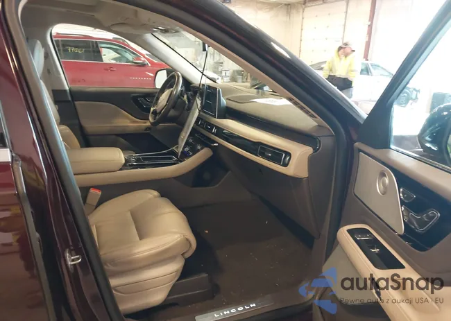 5LM5J7XC9LGL11152: 44016043