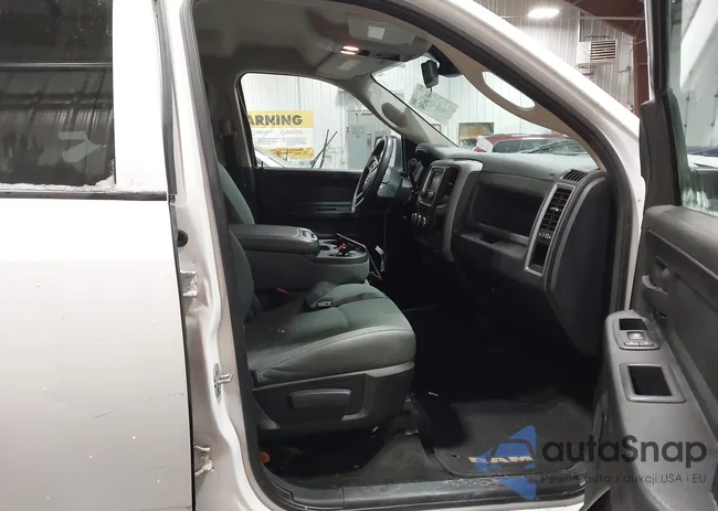 1C6RR7KT1FS689368: 44016150