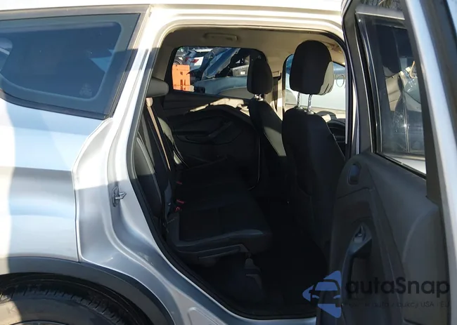 1FMCU0F70FUB16320: 44016207