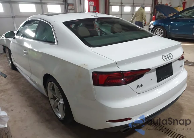 WAUSNAF57KA058684: 44015277