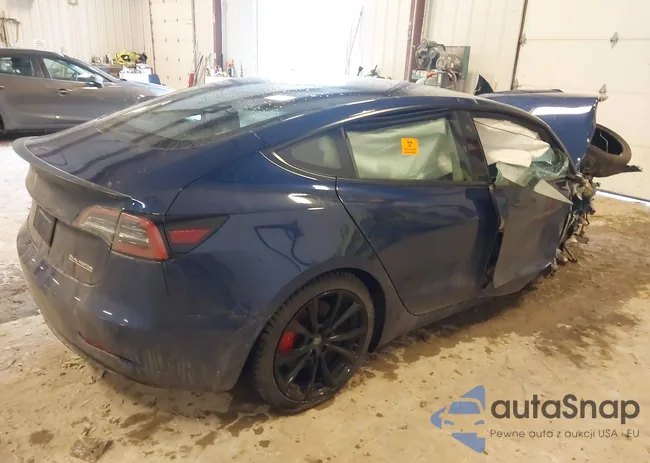 5YJ3E1EC2PF486927: 44015283