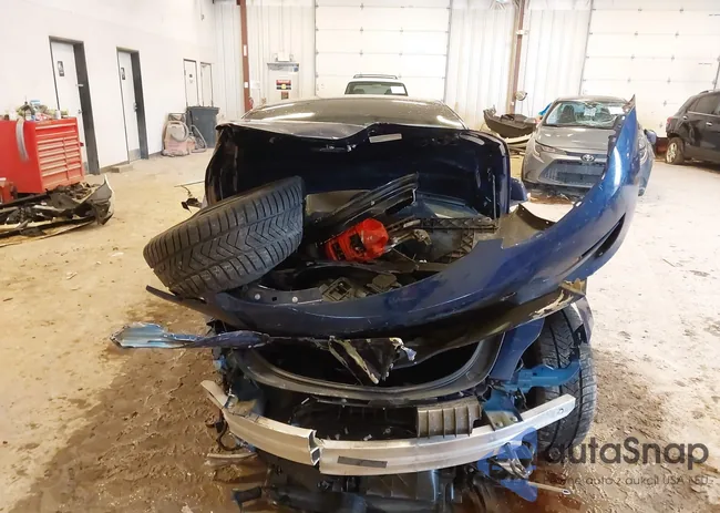 5YJ3E1EC2PF486927: 44015283