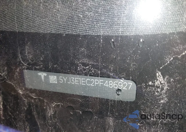 5YJ3E1EC2PF486927: 44015283