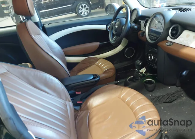 WMWSU3C52DT691880: 44015296