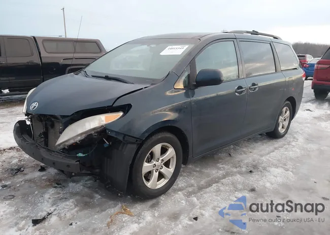 5TDKK3DC9BS101028: 44015345