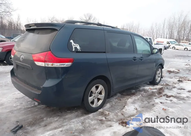 5TDKK3DC9BS101028: 44015345