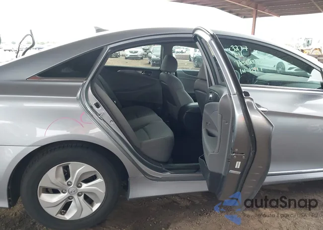 KMHEC4A41FA129224: 44015357