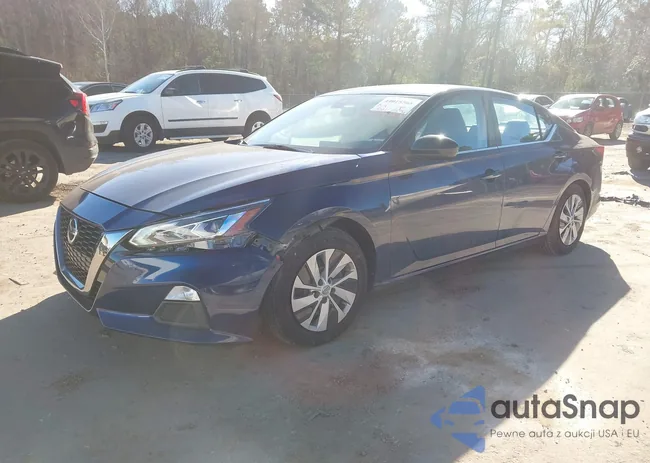 1N4BL4CV0MN313658: 44015568