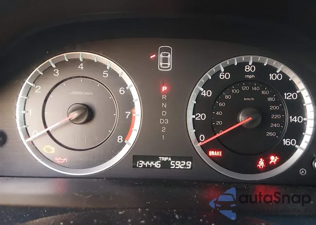 1HGCP2F30BA093154: 44016725