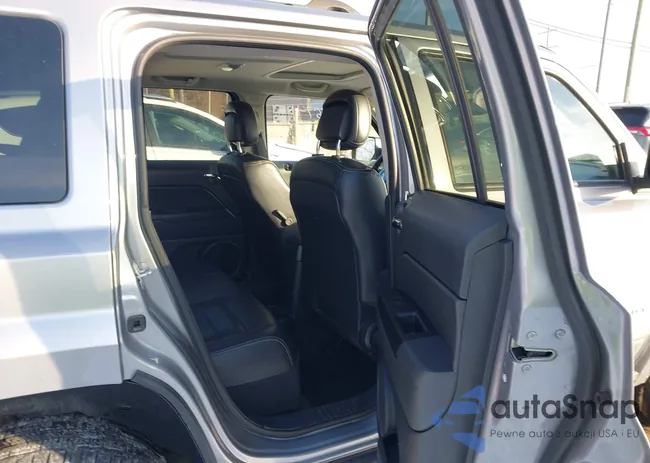 1C4NJRFB6GD658621: 44016741