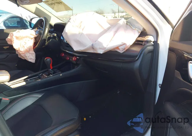 3C4NJDDB7NT156858: 44016965