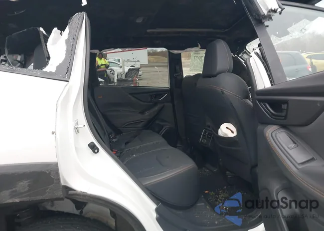 JF2SKAJC2SH405722: 44017077