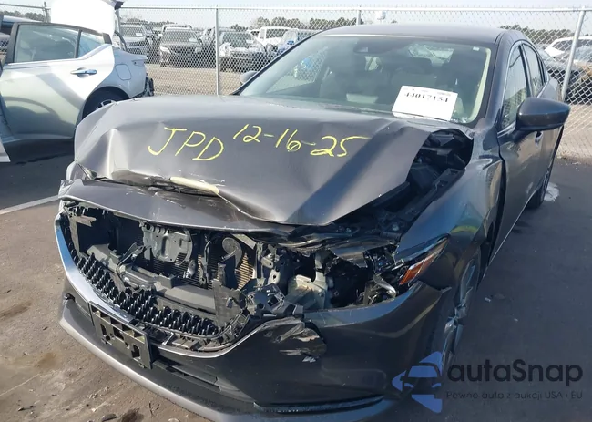 JM1GL1UM4J1332978: 44017154