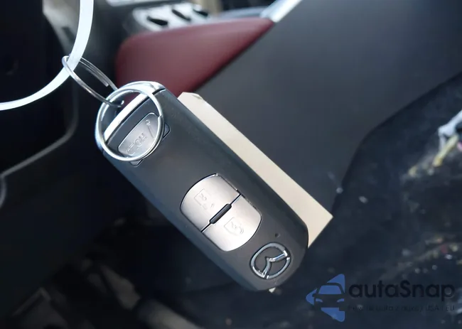 JM1DKFC71G0131570: 44017183