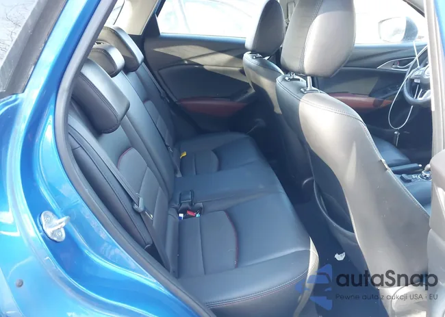 JM1DKFC71G0131570: 44017183