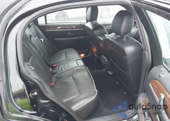 1LNHM83V47Y613582: 44017205